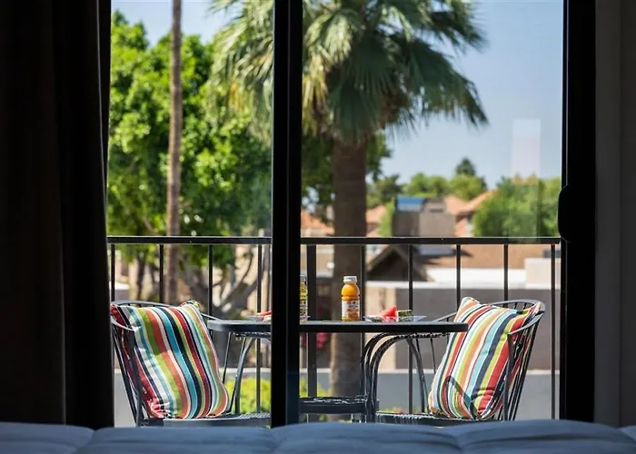 205 Fully Furnished 1br Suite-prime Location Apartament *